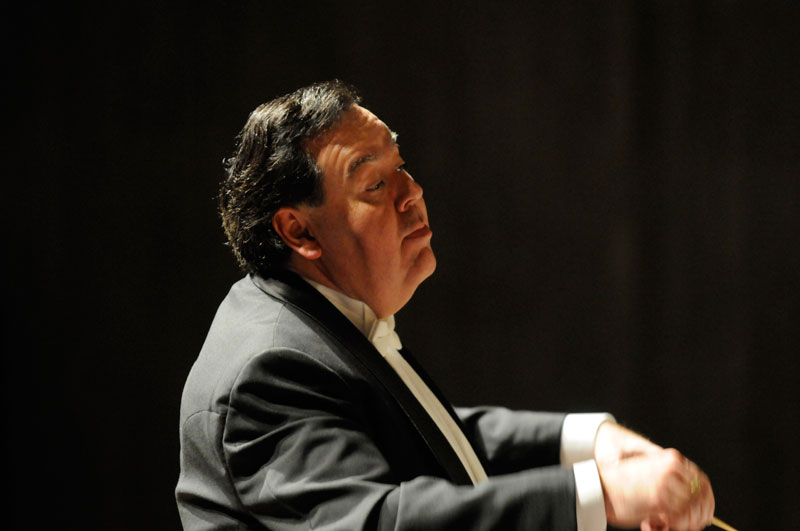 Maestro Hector Salazar